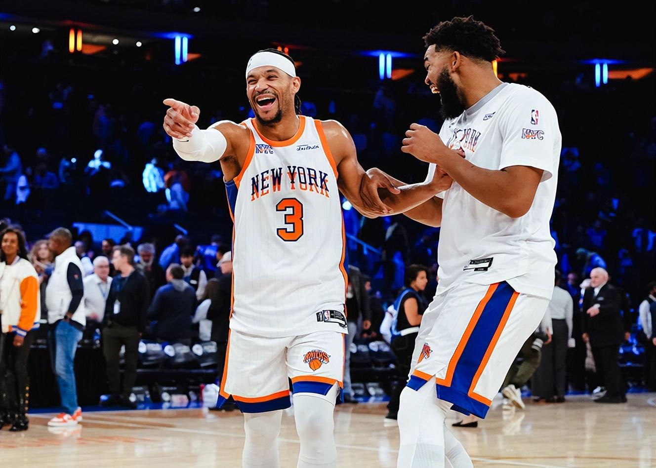 包含加时末段NBA总决赛传出新动向,明尼苏达森林狼内部沟通,管理层表态——媒体盛赞,控场能力受关注的词条 包含加时末段NBA总决赛传出新动向,明尼苏达森林狼内部沟通,管理层表态——媒体盛赞,控场能力受关注的词条