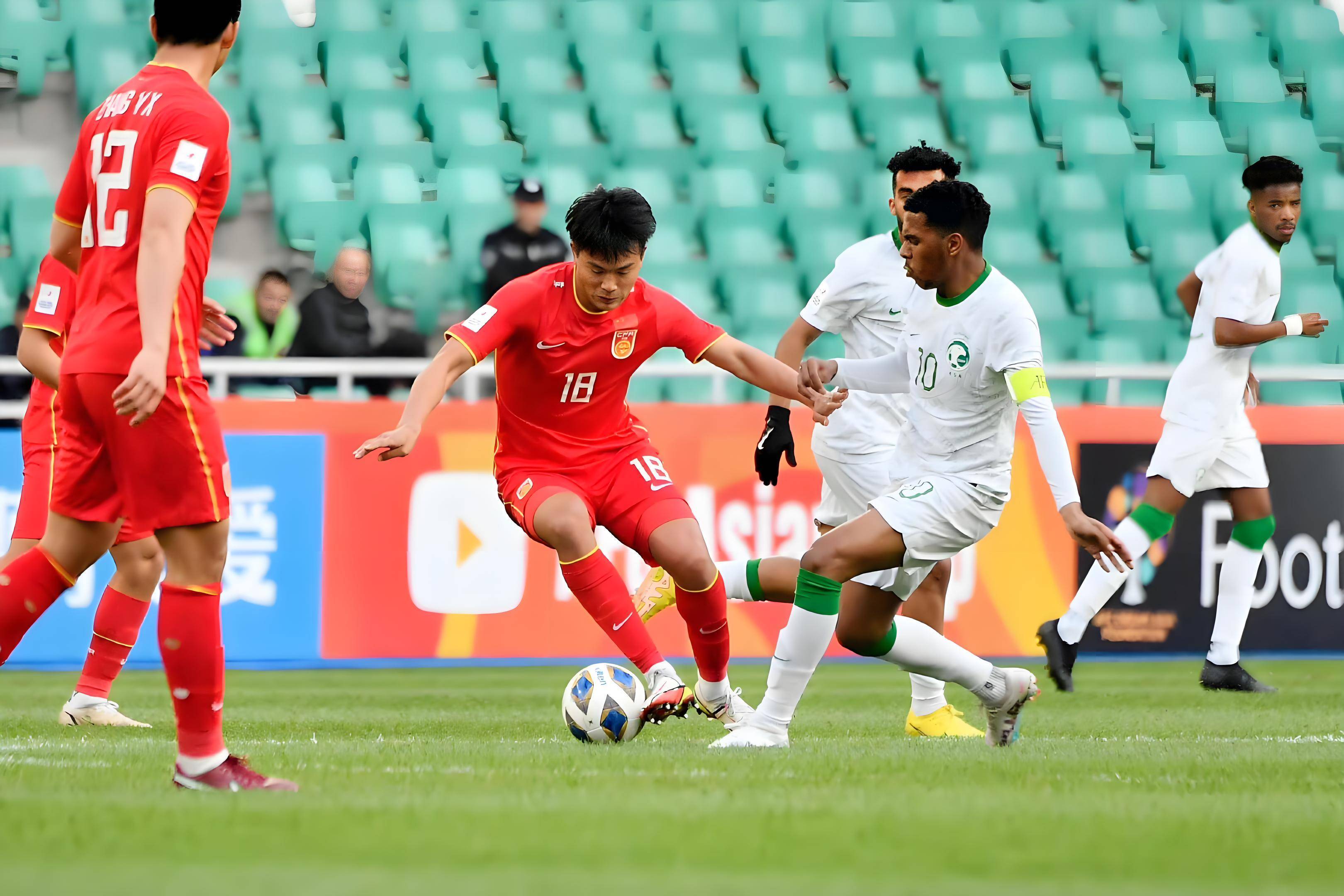 包含亚冠加时末段再迎强敌，马赛临场应变，主帅态度——引发热议，赛季目标并未改变的词条