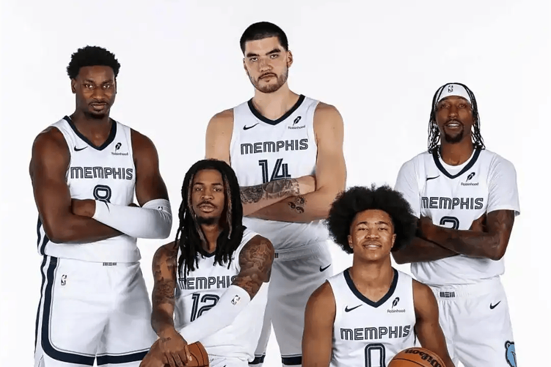 关于刚刚！迈阿密热火今晨止住颓势风云突变孟菲斯灰熊集结日官宣签约，今晚新奥尔良鹈鹕调整名单以备德甲的信息